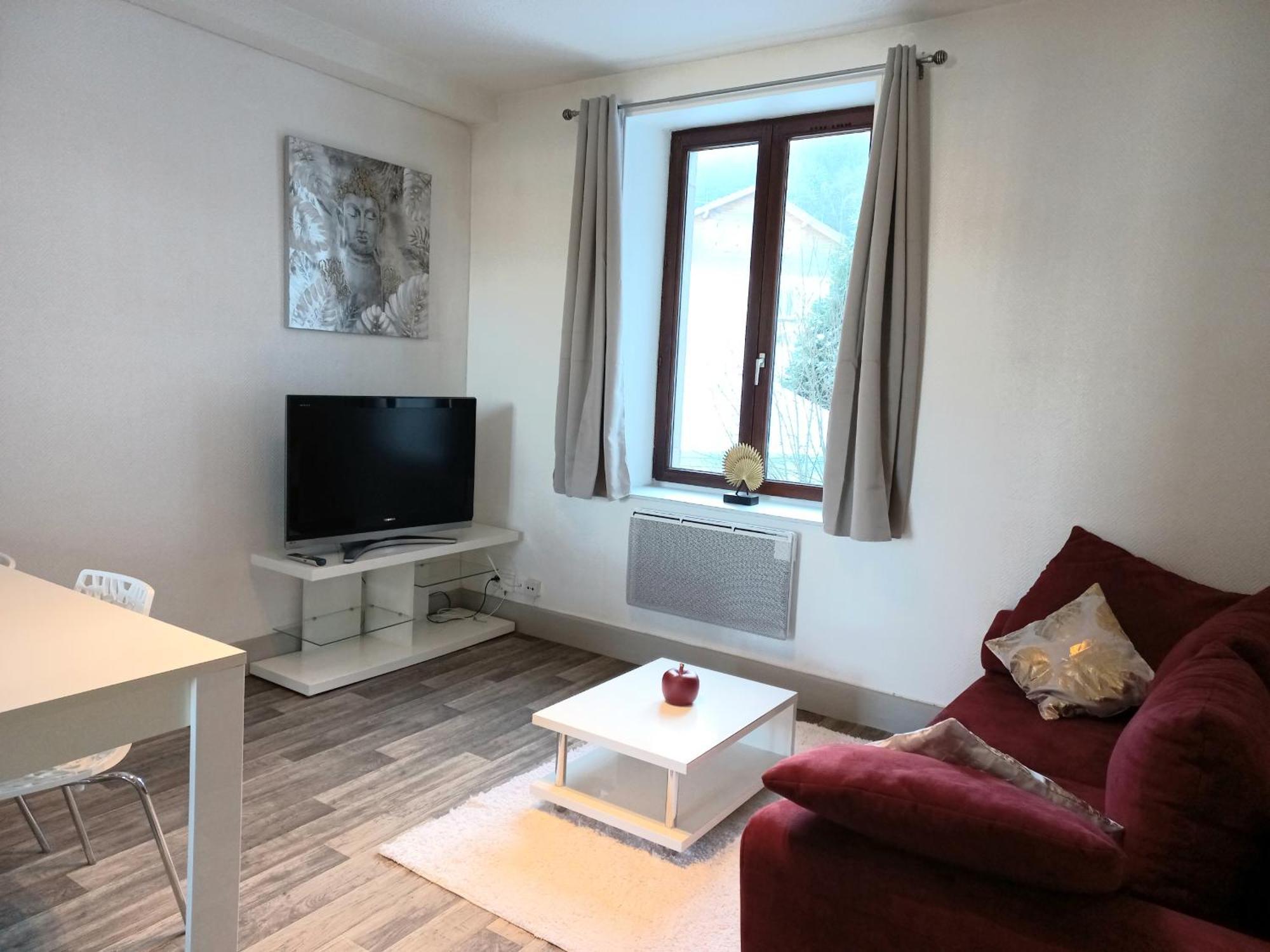 Appartement Les Iris, Au Calme, Proche Du Centre Ремірмон Екстер'єр фото